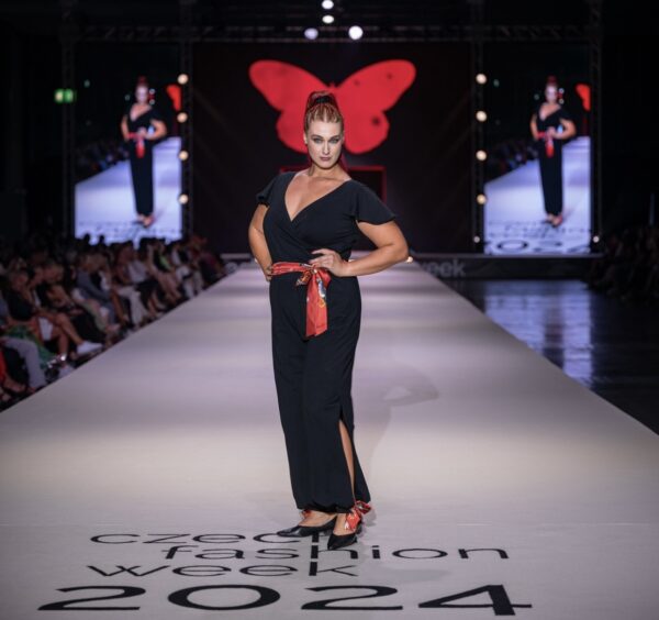 Černý overal NOX plus size