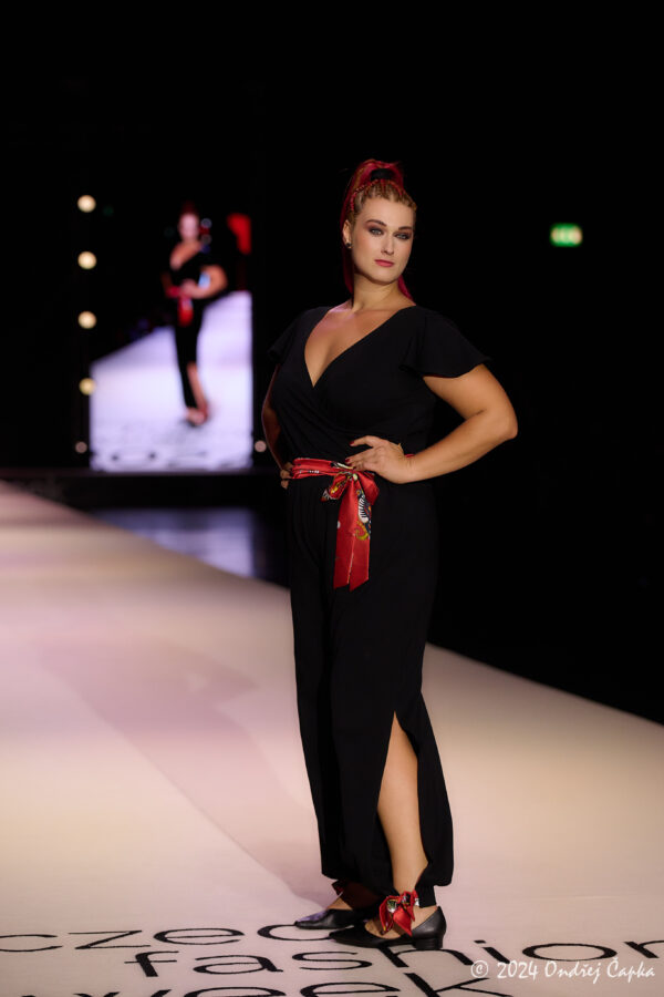 Černý overal NOX plus size - Image 4